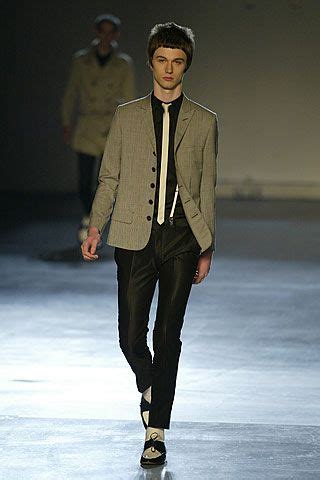 dior homme nasce con slimane|Dior Homme Spring Summer 2006  .